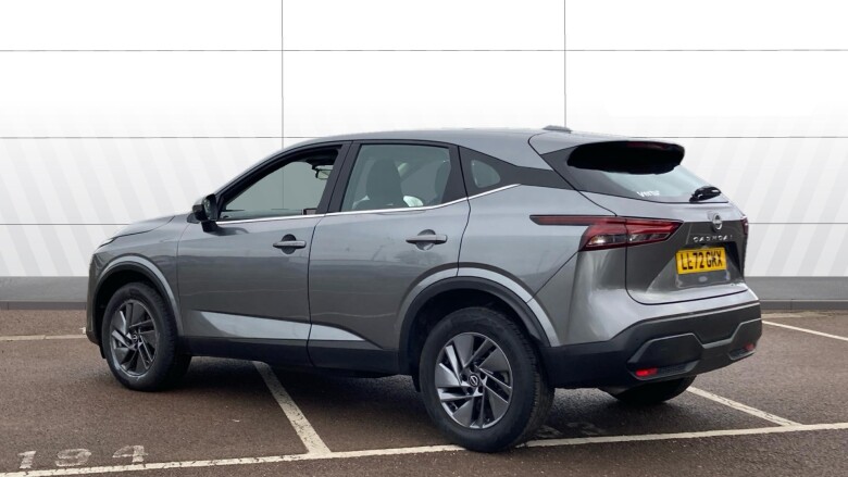 Nissan Qashqai 1.3 DiG-T MH Acenta Premium 5dr Petrol Hatchback